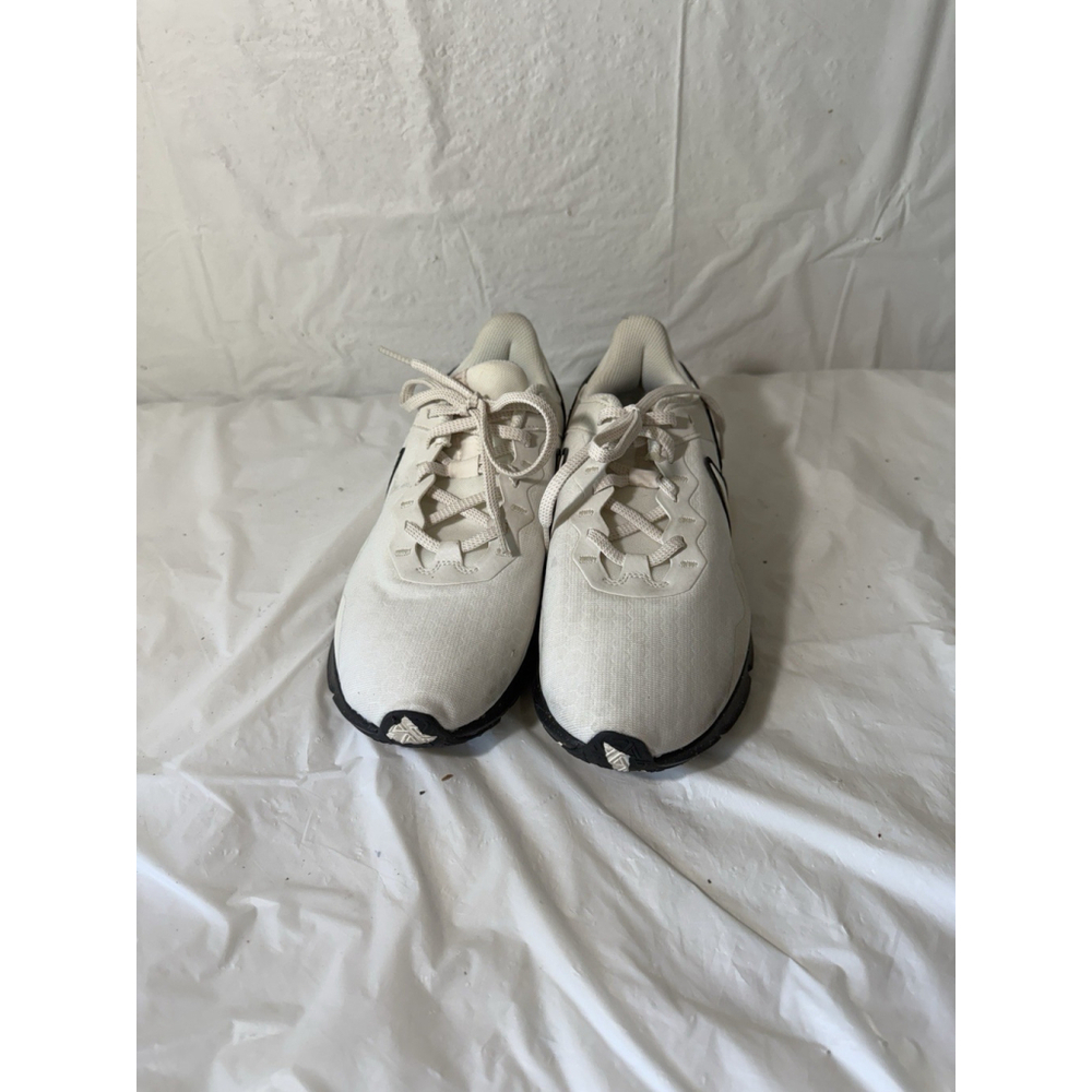Nike Women's Legend Training Shoes CZ3668-100 Sail Black White size 9